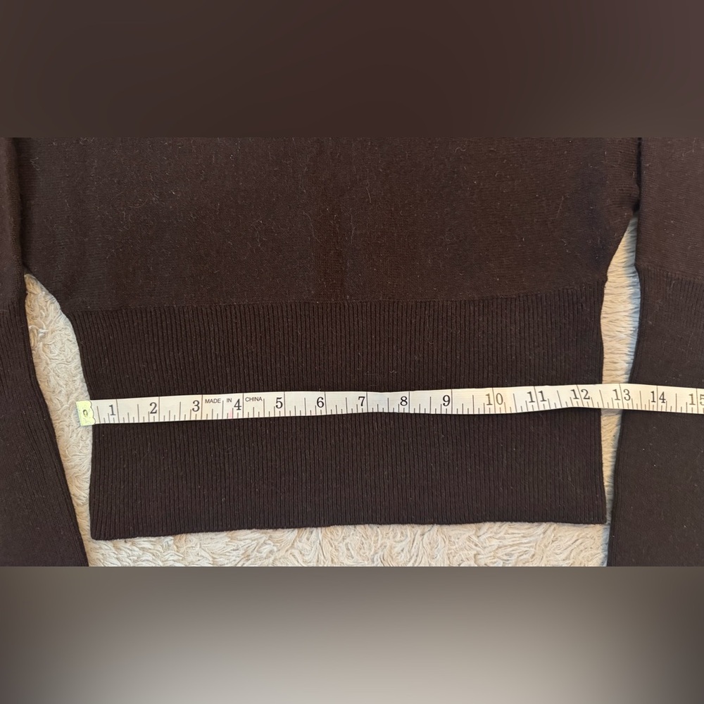 Laundry By Shelli Segal Y2K Brown, Cream Fitted Batwing Cashmere & Silk Sweater - Picture 11 of 14
